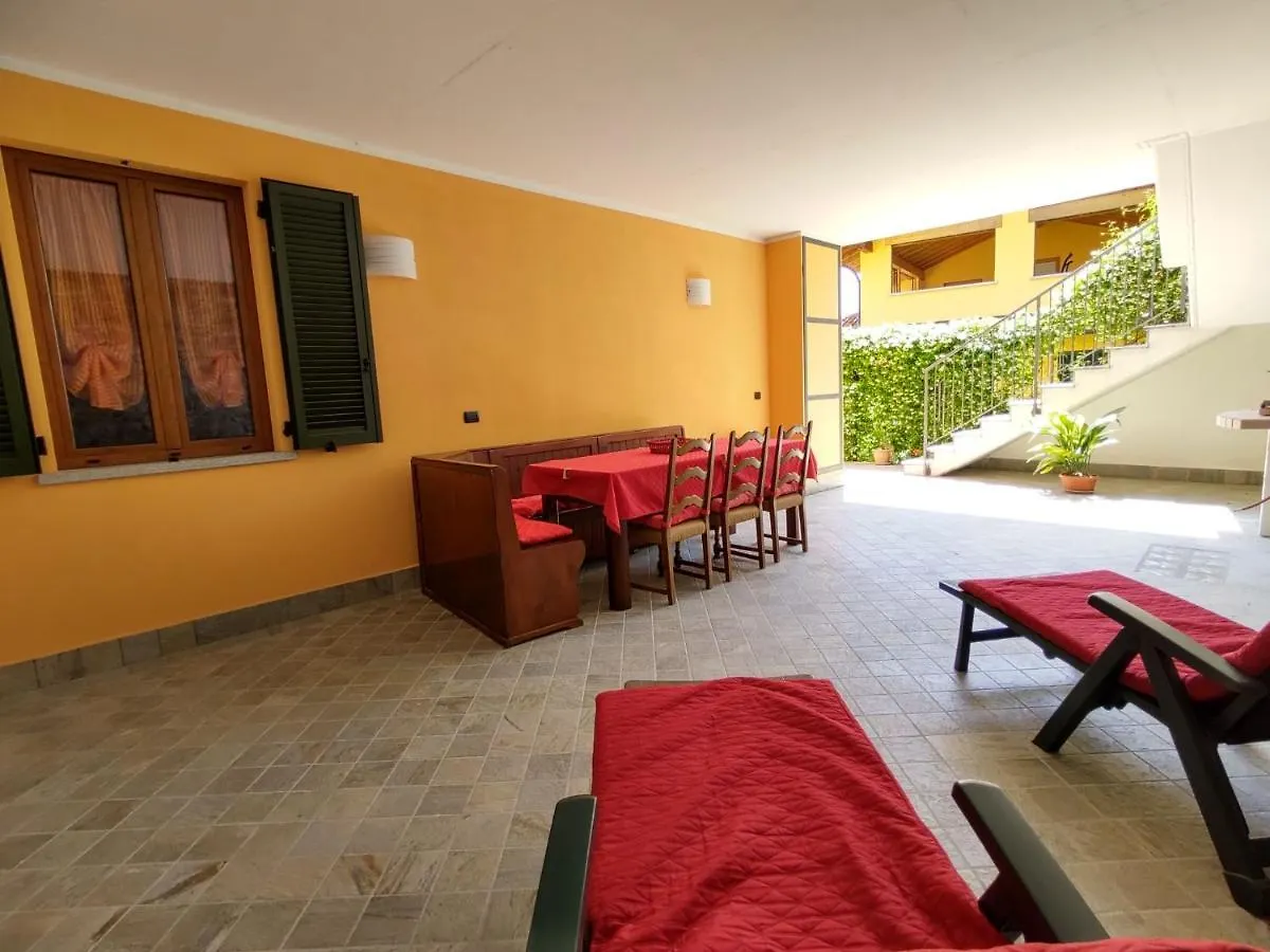 Apartment Alba E Robinia-1 By Interhome جيرا لاريو إيطاليا