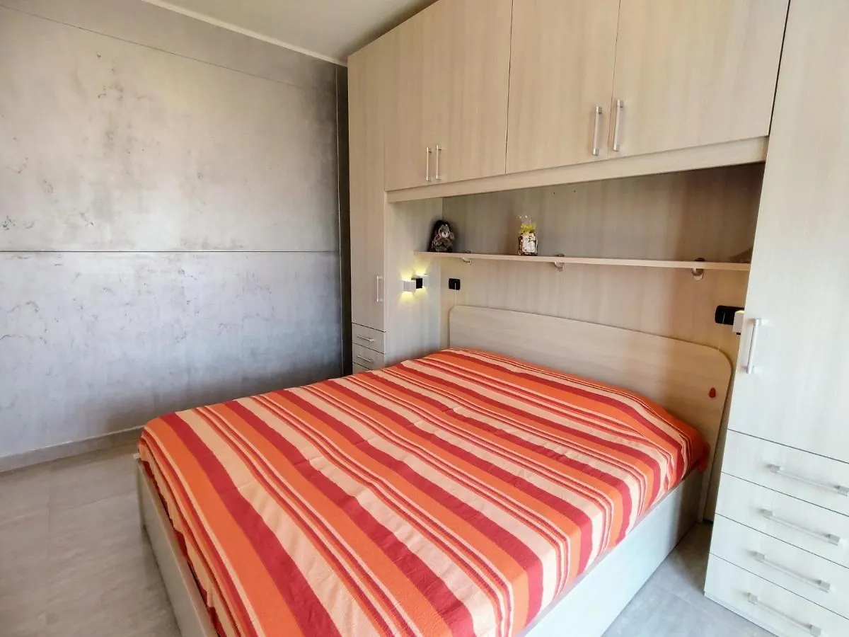 Apartment Alba E Robinia-1 By Interhome جيرا لاريو