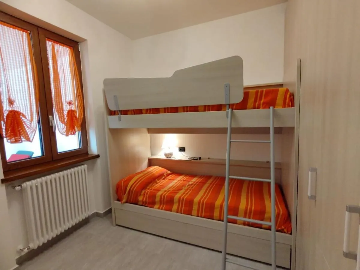 Apartment Alba E Robinia-1 By Interhome جيرا لاريو